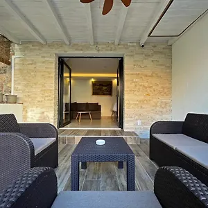 Center Ziric Apartman
